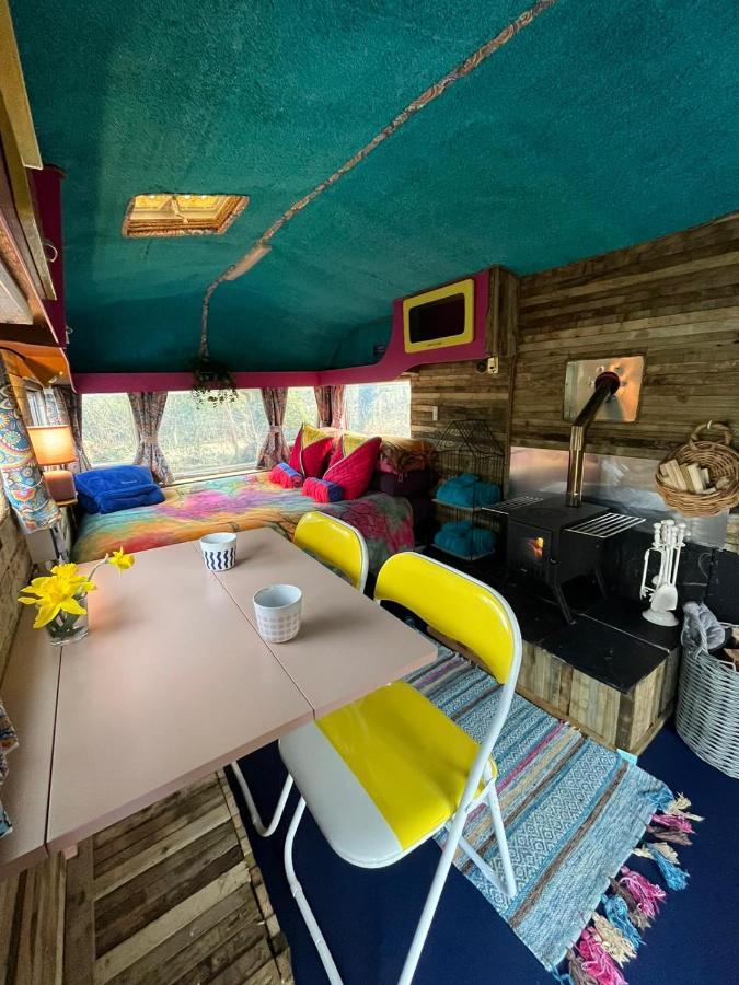 Budget Stay, In Lovely Private Setting With Rustic Charm, Log Burner, Fire Pit, Campers Kitchen & Eco Loo No Bedding Supplied Narberth Buitenkant foto