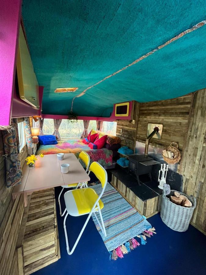 Budget Stay, In Lovely Private Setting With Rustic Charm, Log Burner, Fire Pit, Campers Kitchen & Eco Loo No Bedding Supplied Narberth Buitenkant foto